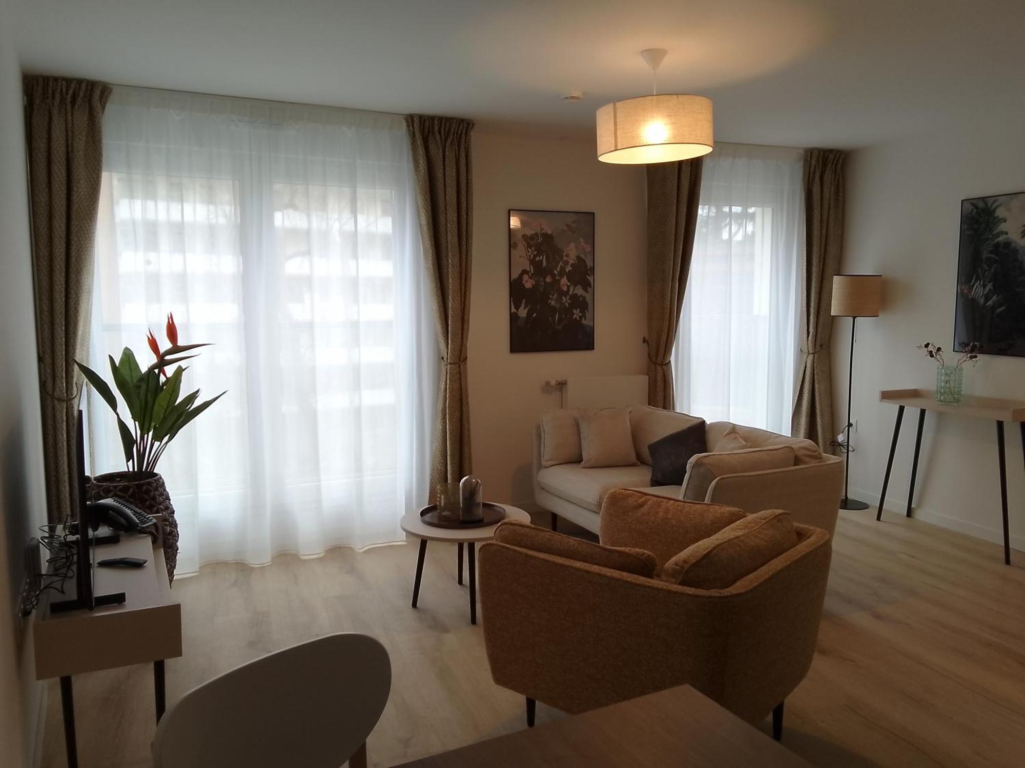 Aparthotel Domitys L'Ellipse Parigi Esterno foto
