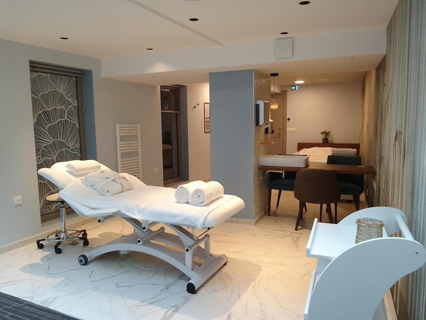 Aparthotel Domitys L'Ellipse Parigi Esterno foto