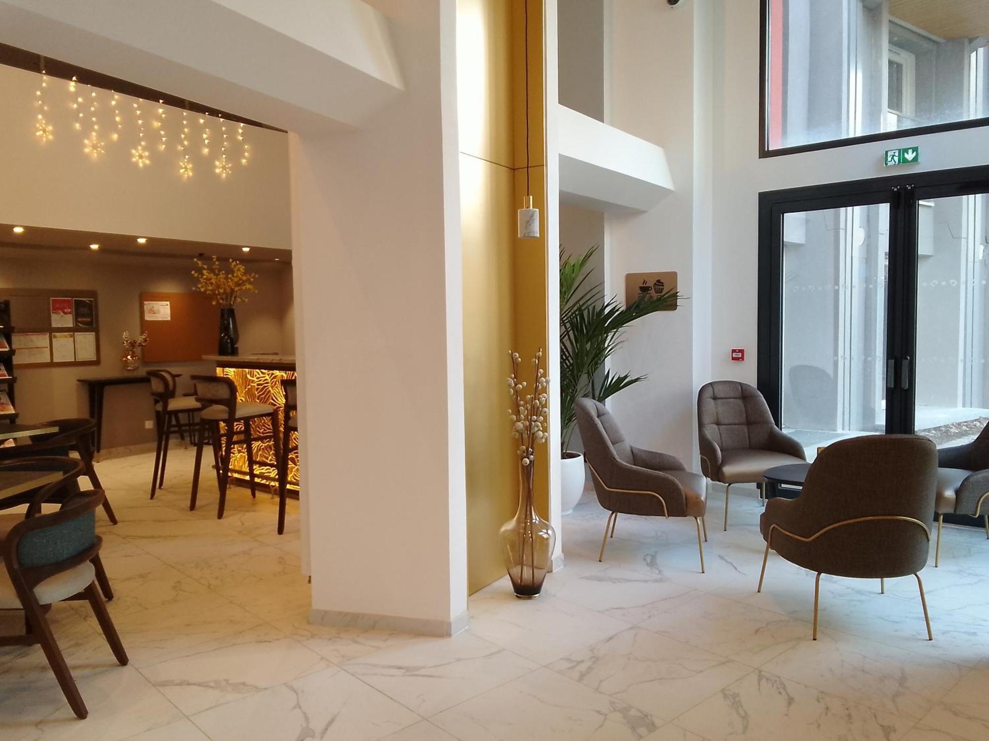 Aparthotel Domitys L'Ellipse Parigi Esterno foto