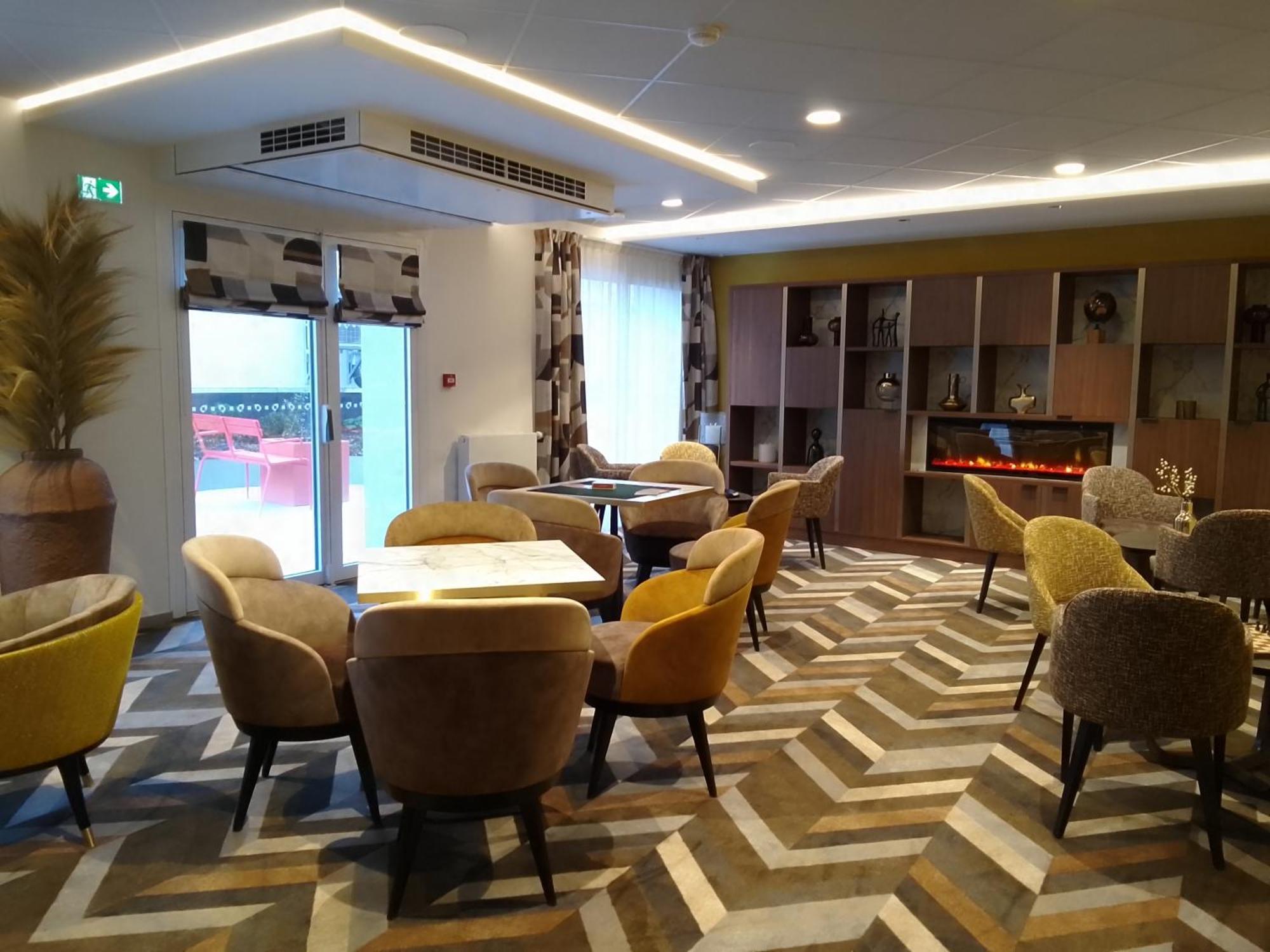 Aparthotel Domitys L'Ellipse Parigi Esterno foto