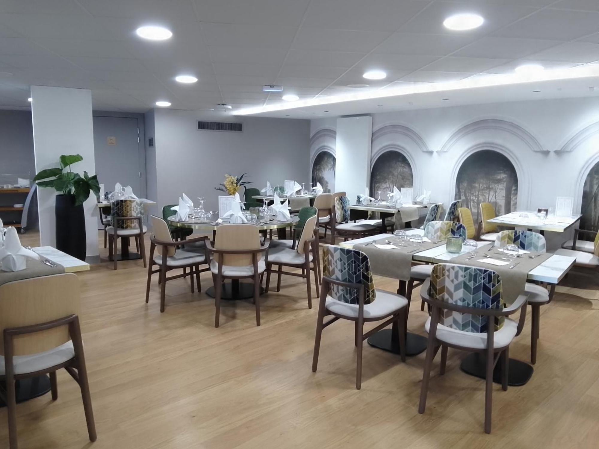 Aparthotel Domitys L'Ellipse Parigi Esterno foto
